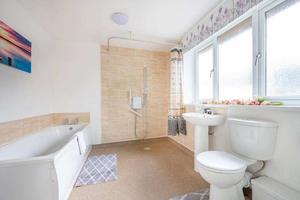 *C.Sani* Setup For Your Most Relaxed & Amazing Stay + Free Parking + Free Fast Wifi * Лидс Экстерьер фото
